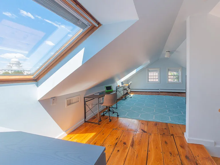 106 Benefit St — Photo 13