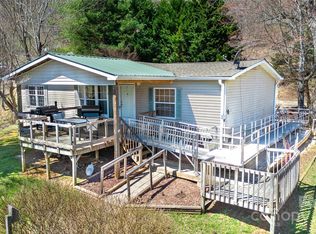 27 Venice Pl, Canton, NC 28716