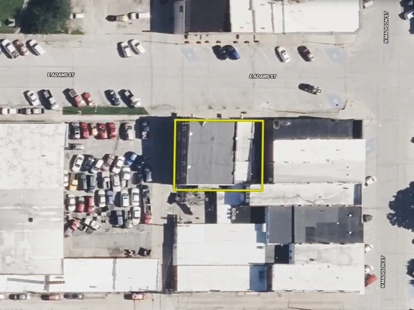 111 W Adams St, Pittsfield, IL 62363