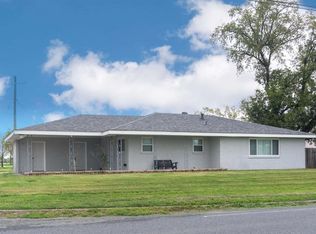 102 Wolf St, Raceland, LA 70394