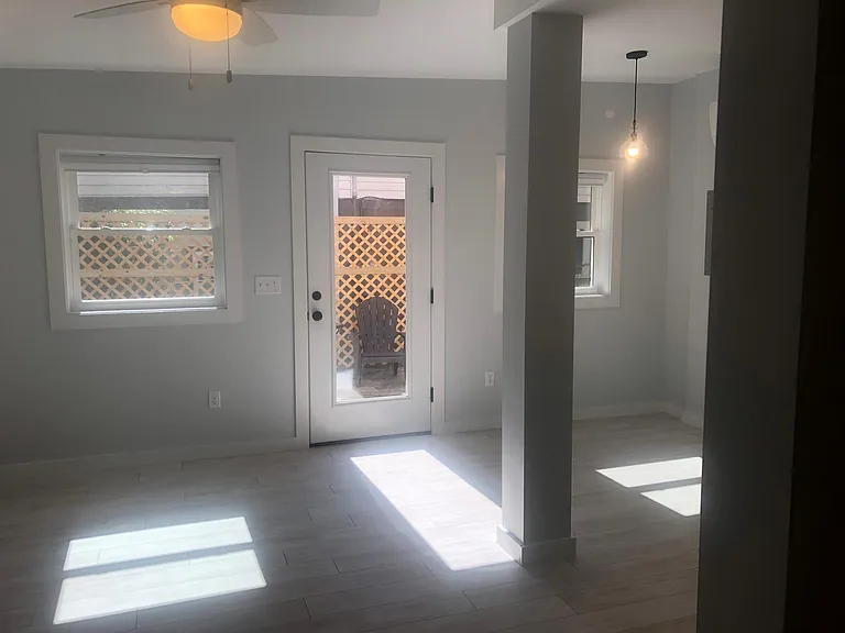 118 Annandale Ave #A — Photo 2