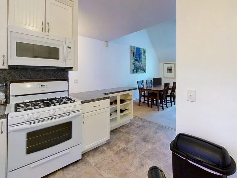 433 W San Antonio St #F — Photo 26