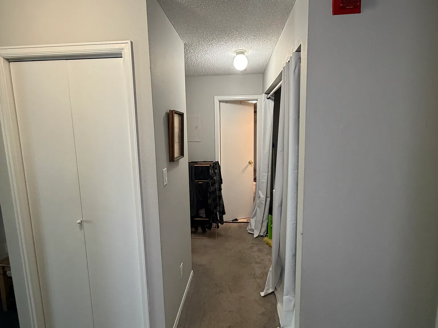 1 bed, 694 sqft, $2,100 — Photo 3