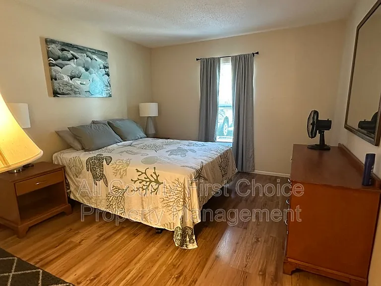 7315 Parkside Villas Dr — Photo 8