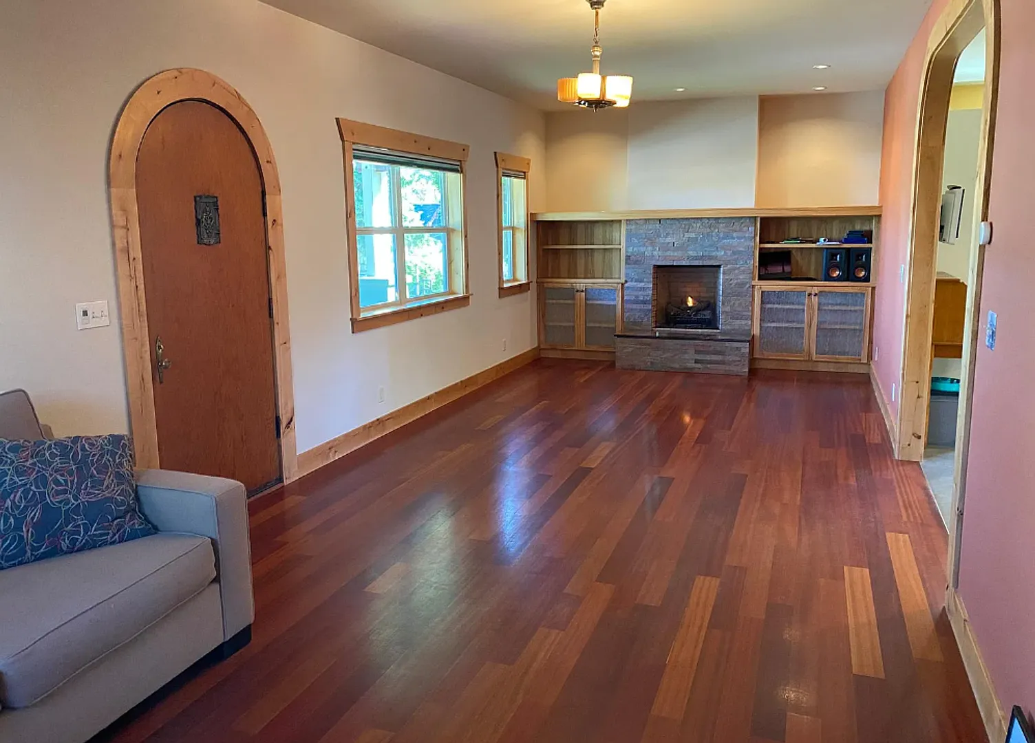 Beautiful 3 Bed/2.5 Bath Home in Downtown Bend - Jefferson Place — Photo 3