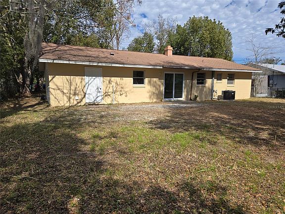 3rd image of 2204 SW 6th St