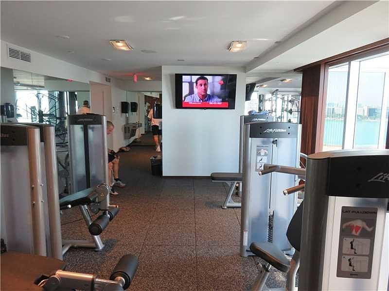 1st image of 325 Biscayne Blvd #4326