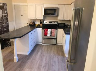 17 Hemlock St APT 2, Portland, ME 04102