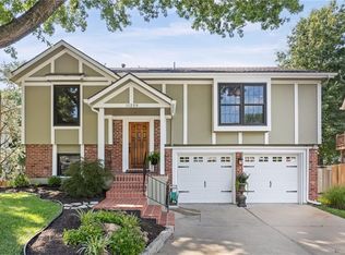 11259 Garnett St, Overland Park, KS 66210