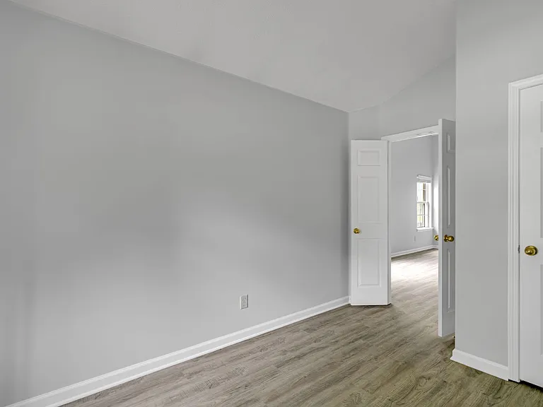 5182 Pin Oak Dr — Photo 12