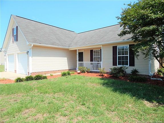 3rd image of 106 Truman Dr