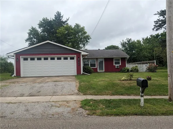 443 N Summit St, Smithville, OH 44677