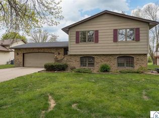 109 Cameo Ln, Mankato, MN 56001