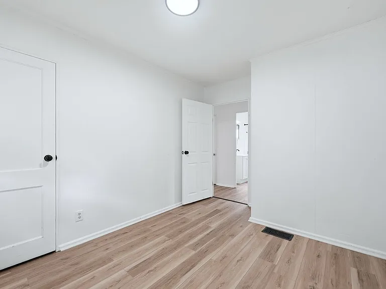 4014 Oliver St — Photo 17