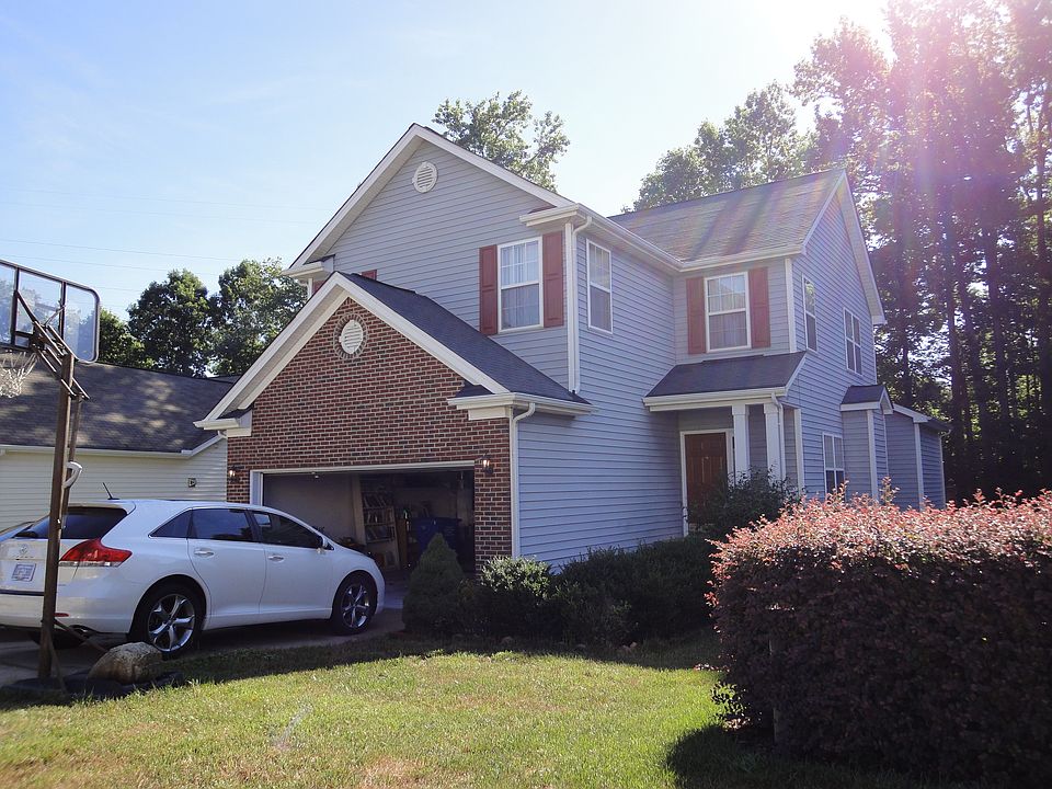 1st image of 115 Christine Ct