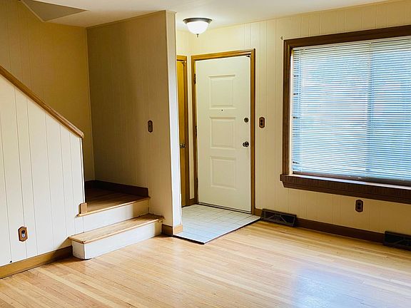 4th image of 29176 Tessmer Ct