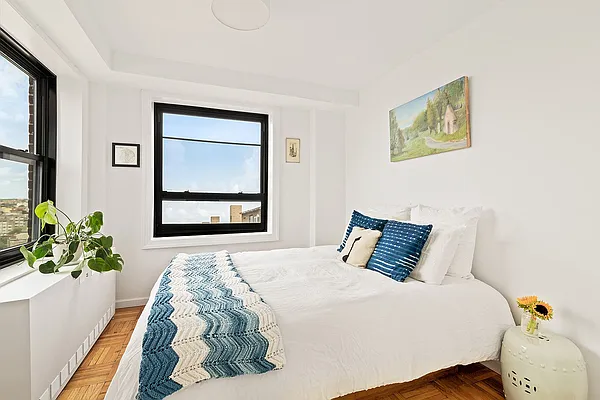 Sold by Compass | media 12