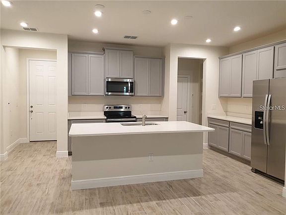 5th image of 5806 Grand Sonata Ave