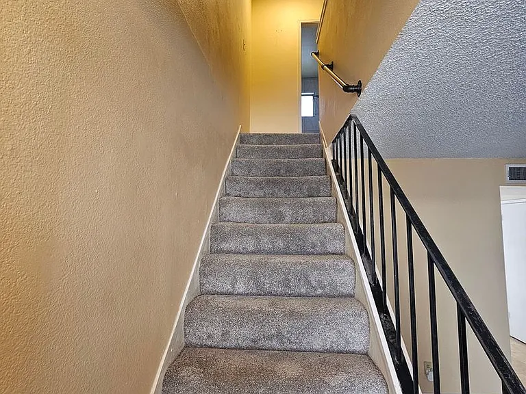 1814 V St — Photo 10