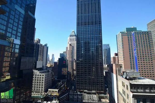 Rented by Global Realty Opportunities | media 38