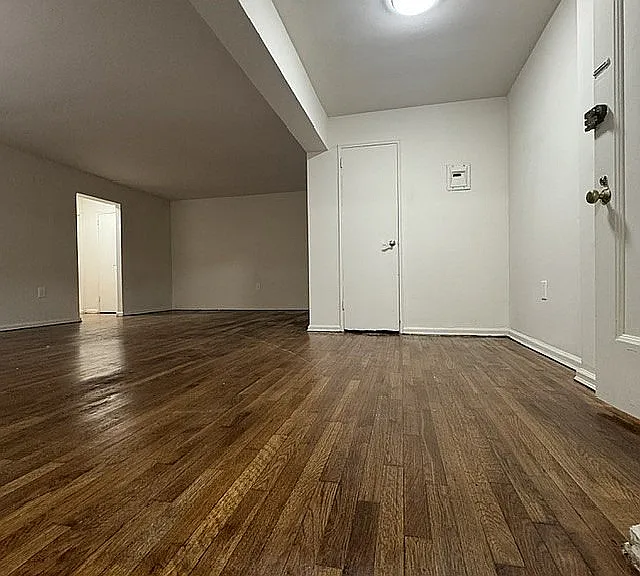 35 1F Dining Area