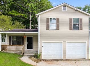 5292 Kinsdale Ln, Stone Mountain, GA 30088