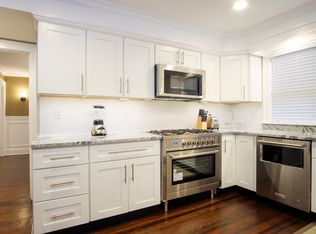 21 Crescent St FLOOR 2, West Hartford, CT 06119