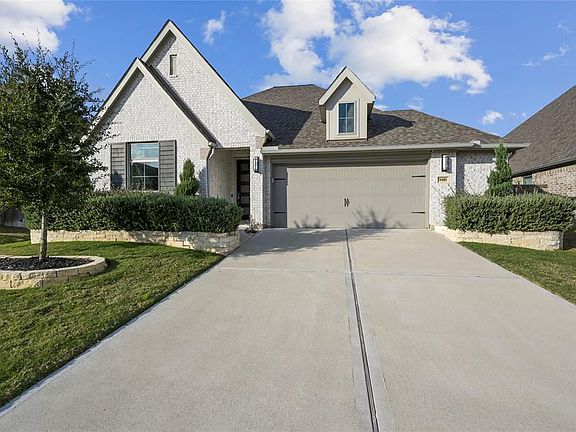 2nd image of 9410 Mont Ellie Ln
