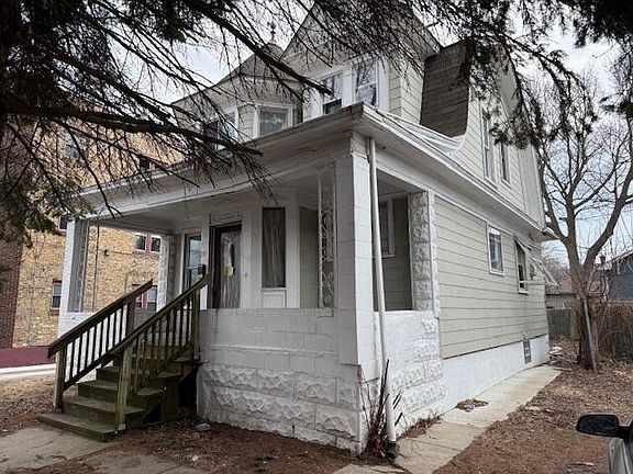 3rd image of 1519 Taylor AVENUE