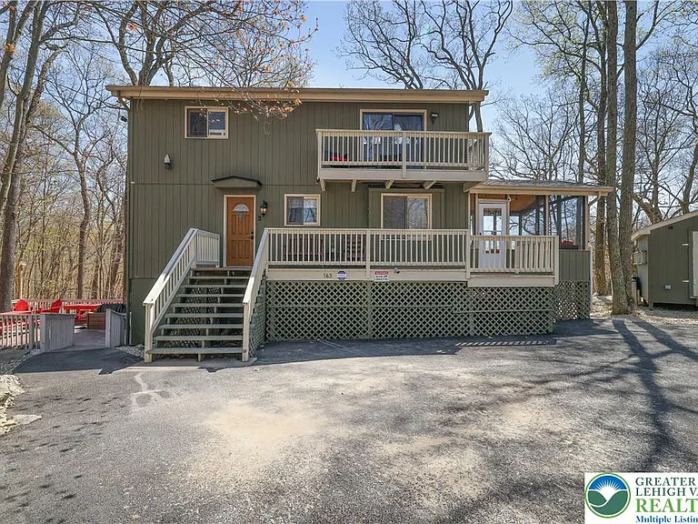163 Cambridge Ct — Photo 1