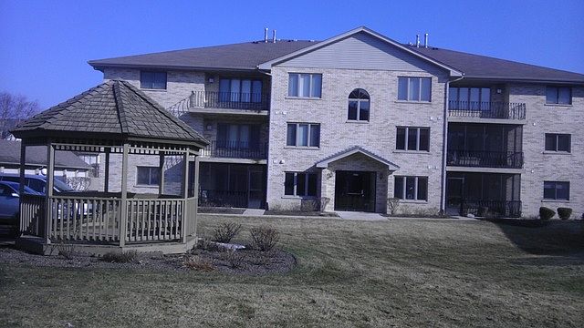 1st image of 6650 183rd St APT 2C