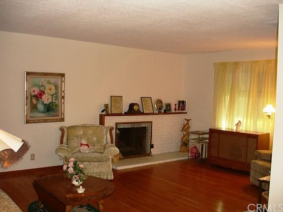 3rd image of 1317 S Mullender Ave
