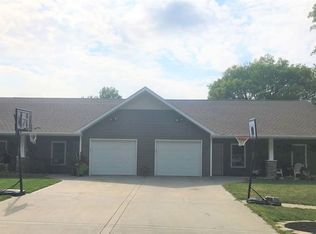 721-723 7th St, Adams, NE 68301
