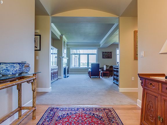 4th image of 707 N Hayden Island Dr Unit 318