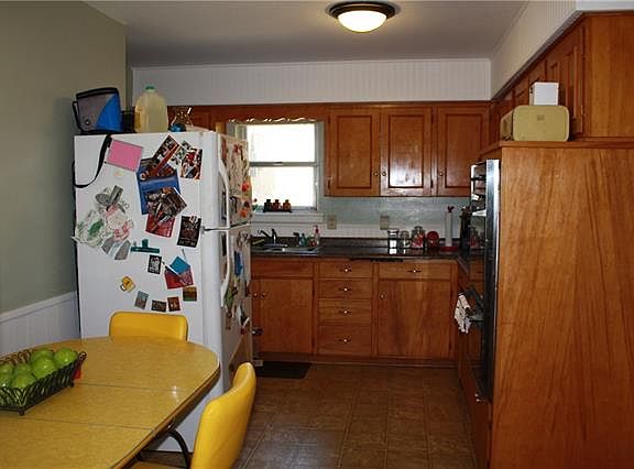 5th image of 1406 Alpine Dr