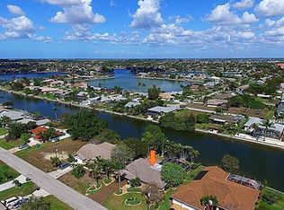 1121 SE 4th St, Cape Coral, FL 33990