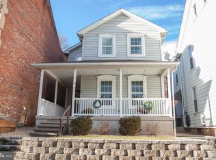 209 E 3rd St, Lewistown, PA 17044