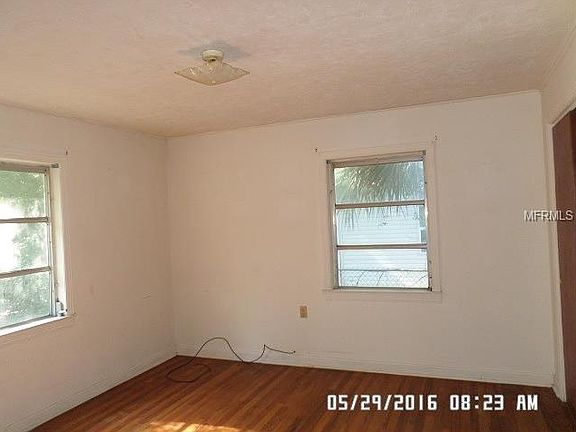 4th image of 11047 SE 55th Ave