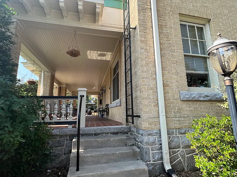 817 N Elm St #G — Photo 24