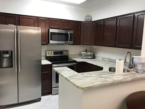 5th image of 6060 California Cir #4