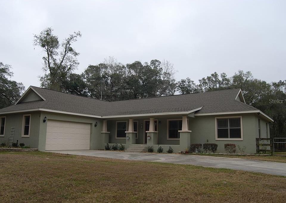 1st image of 39 Lake Wood Cir