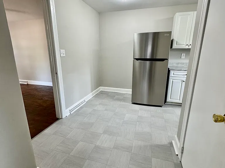 2506 E 3rd St #A — Photo 6