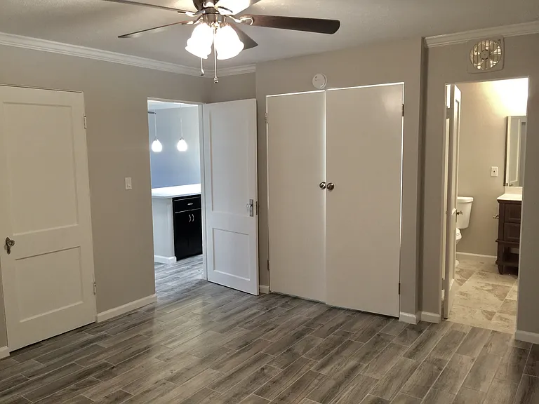 3271 Sul Ross St #12 — Photo 9