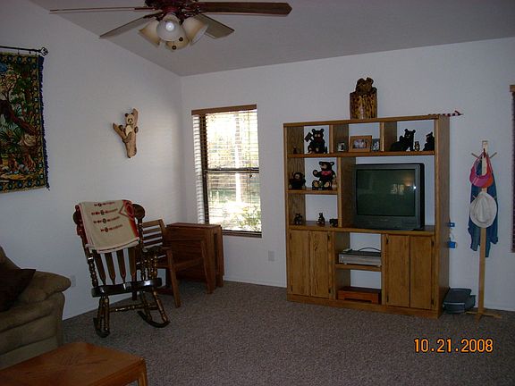 2nd image of 5382 Glenwood Ln