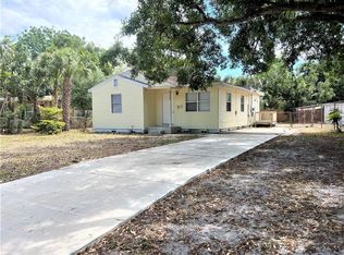 6025 Cedar St NE, Saint Petersburg, FL 33703