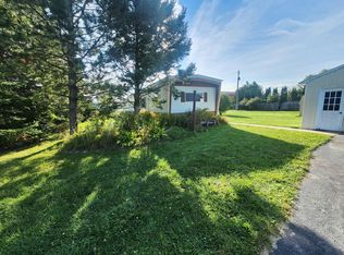 713 W 27th Ave, Sault Sainte Marie, MI 49783