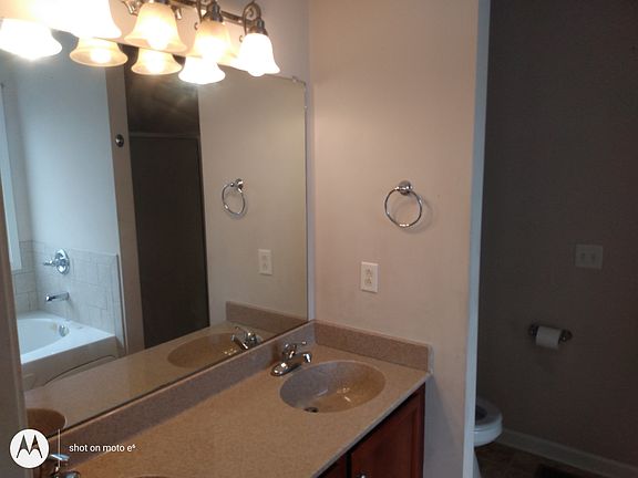 5th image of 1065 Chardea Dr