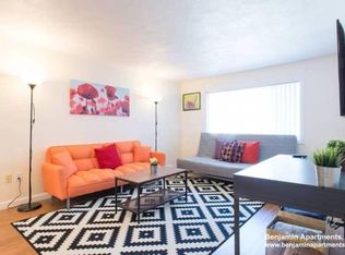 25 Oxford Cir #27, Belmont, MA 02478