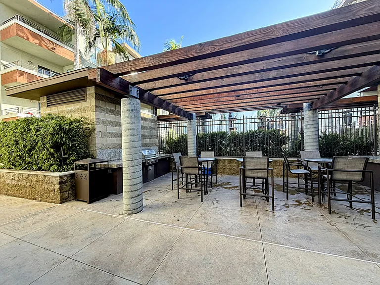 100 S Alameda St #120 — Photo 3