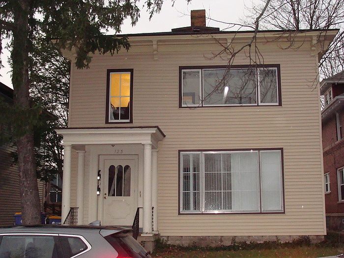 1st image of 123 Abney Ave SE